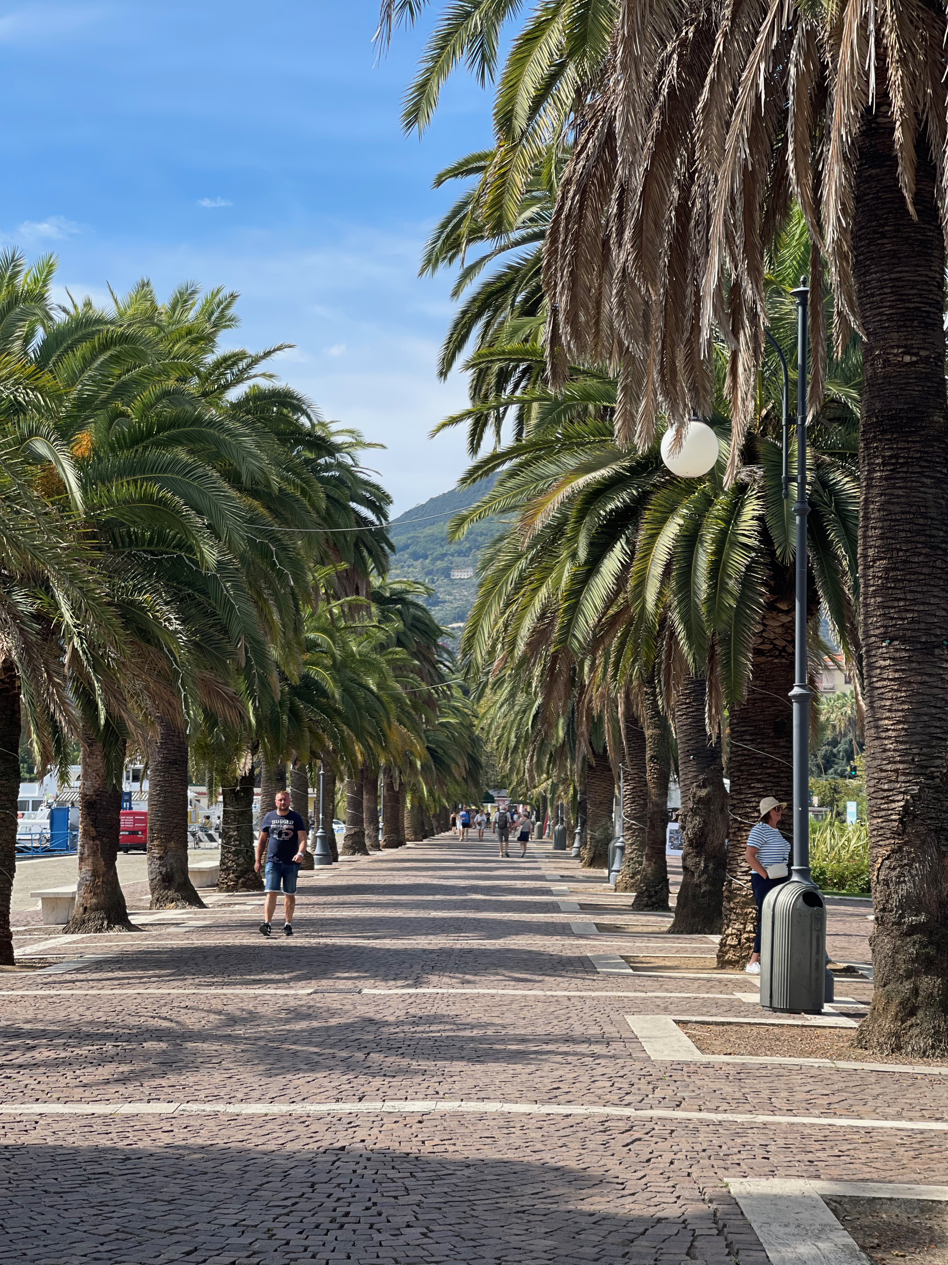 La Spezia, best starting-point to the Cinque Terre